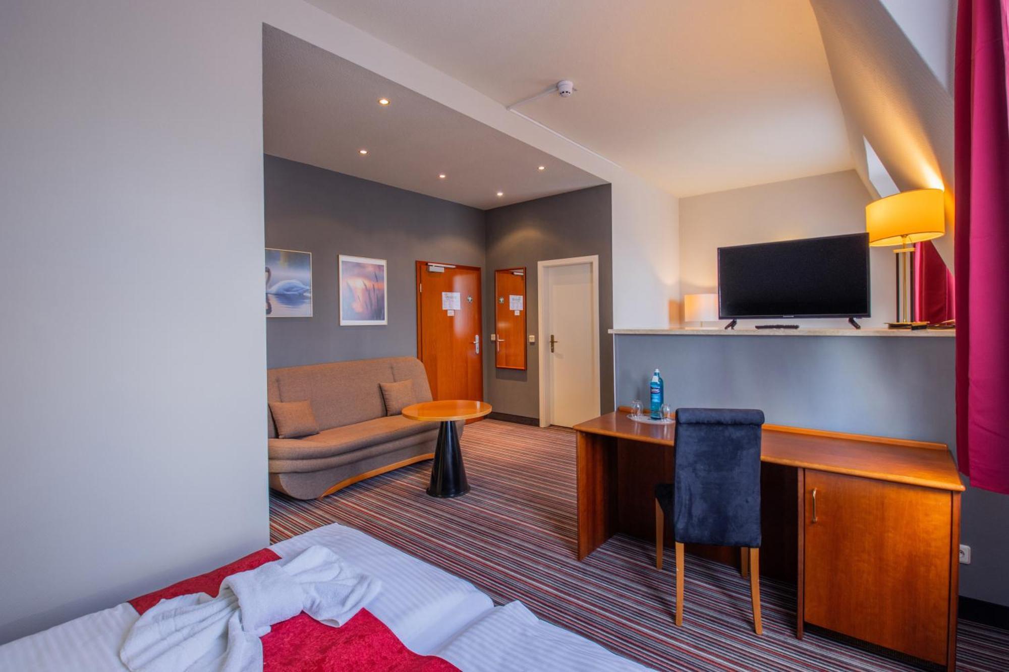 Seehotel Brandenburg An Der Havel Brielow Exterior photo